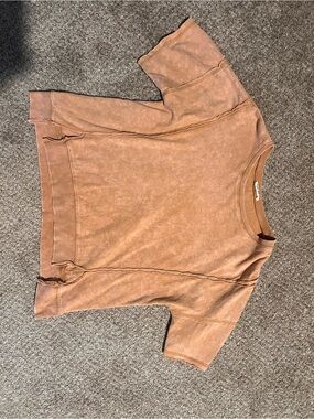 Women’s New In Short Sleeve Mineral-Wash Raw Seam Tee